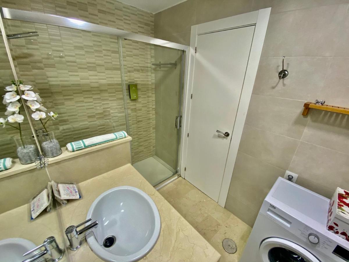 Apartamentos Turísticos Castillo del Vigia Torremolinos Exterior foto